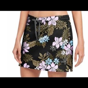 🆕 SPEEDO WOMEN'S Skort, Multi Floral